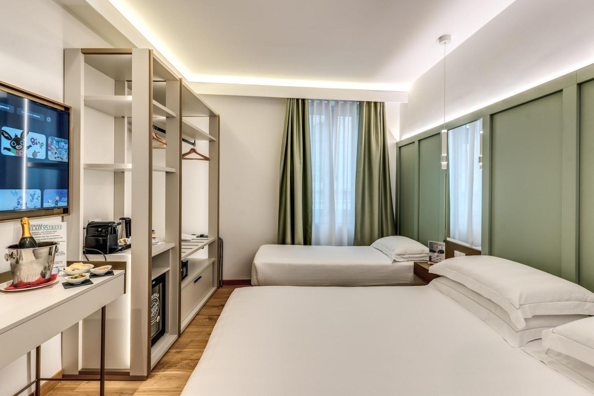 Deluxe Quadruple Room