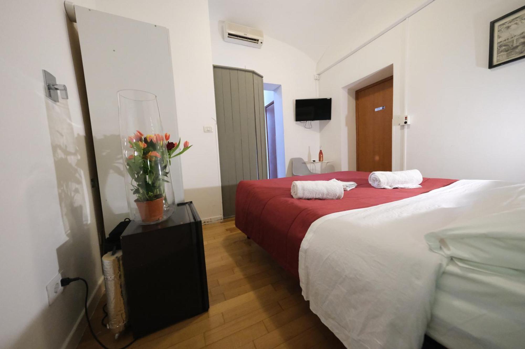 Economy Double Room