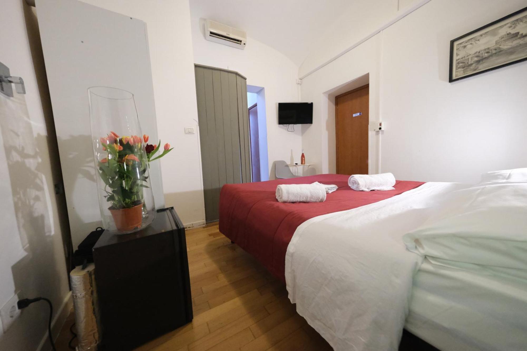 Economy Double Room