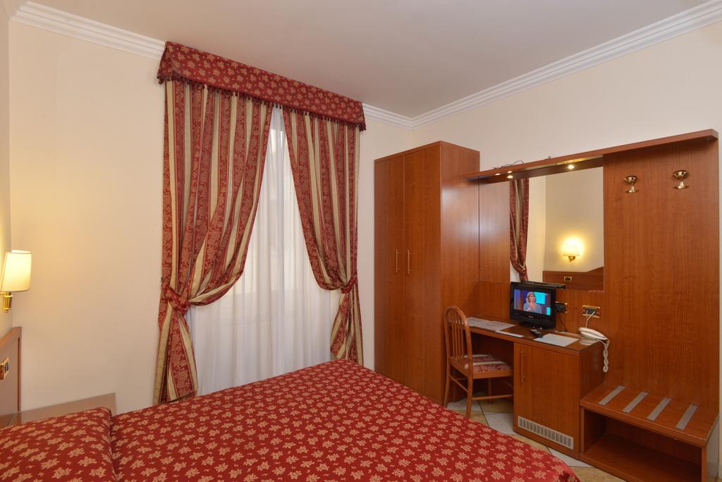 Double Room Small Double Bed