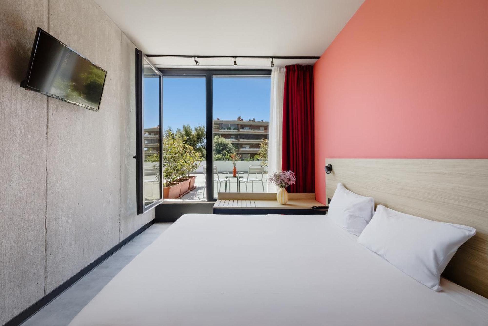 Superior Double Room with Balcony