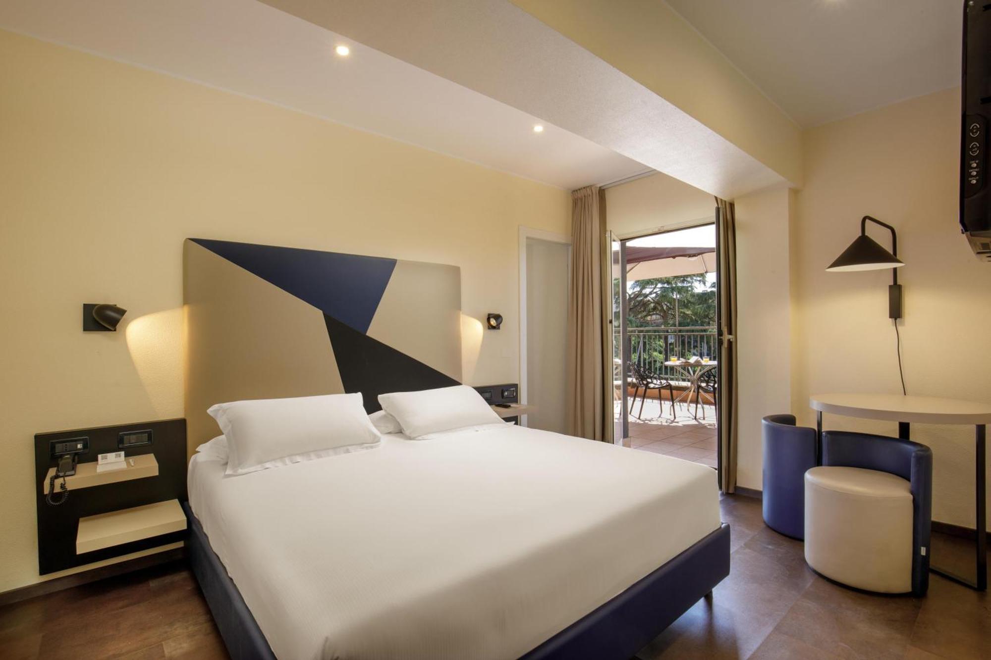 Junior Suite with Terrace