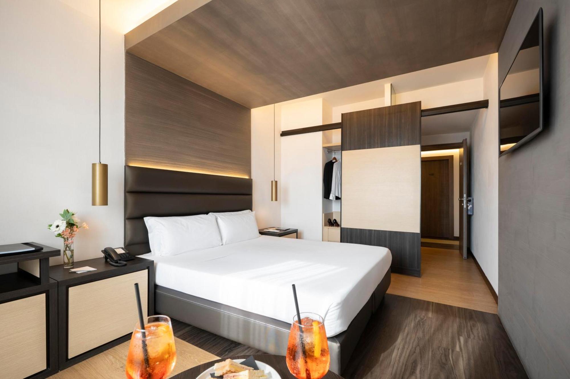 Comfort Double or Twin Room