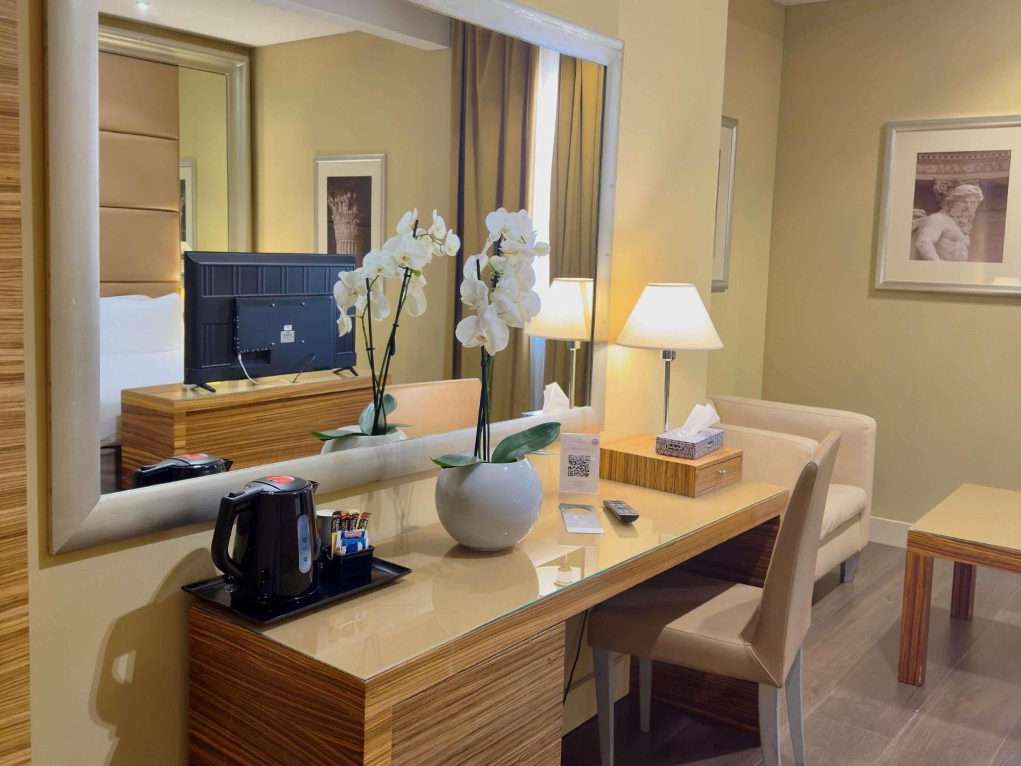 Privilege Luxe Room