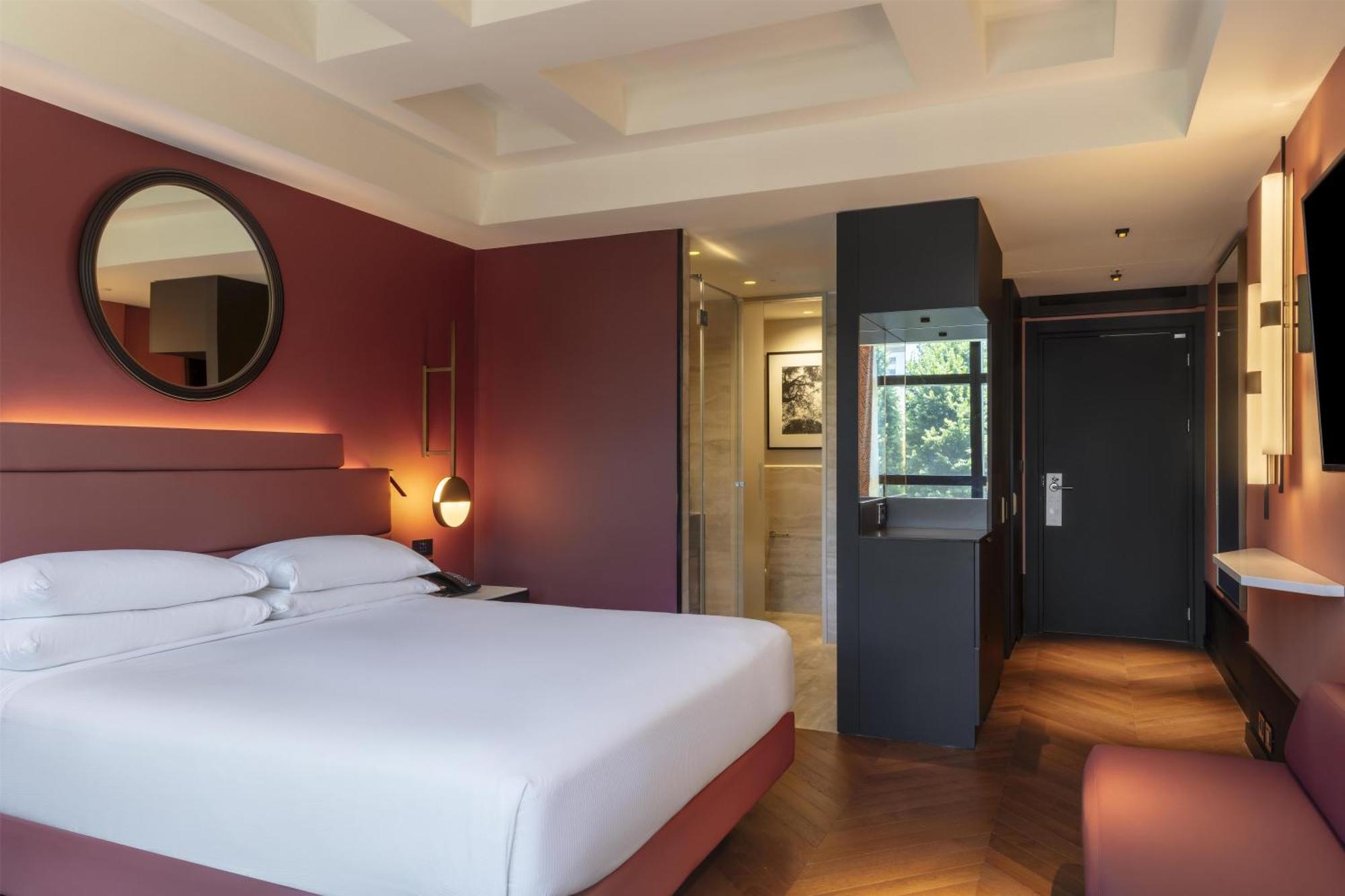 King Guest Room