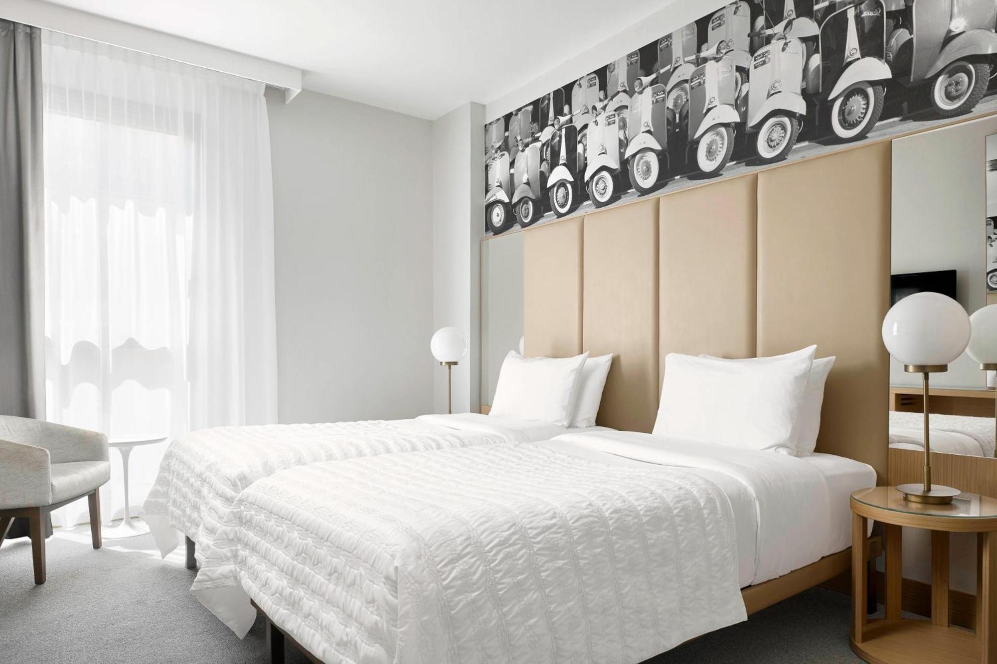 Superior Twin Room Smaller Guest room 2 Twin or Single Beds