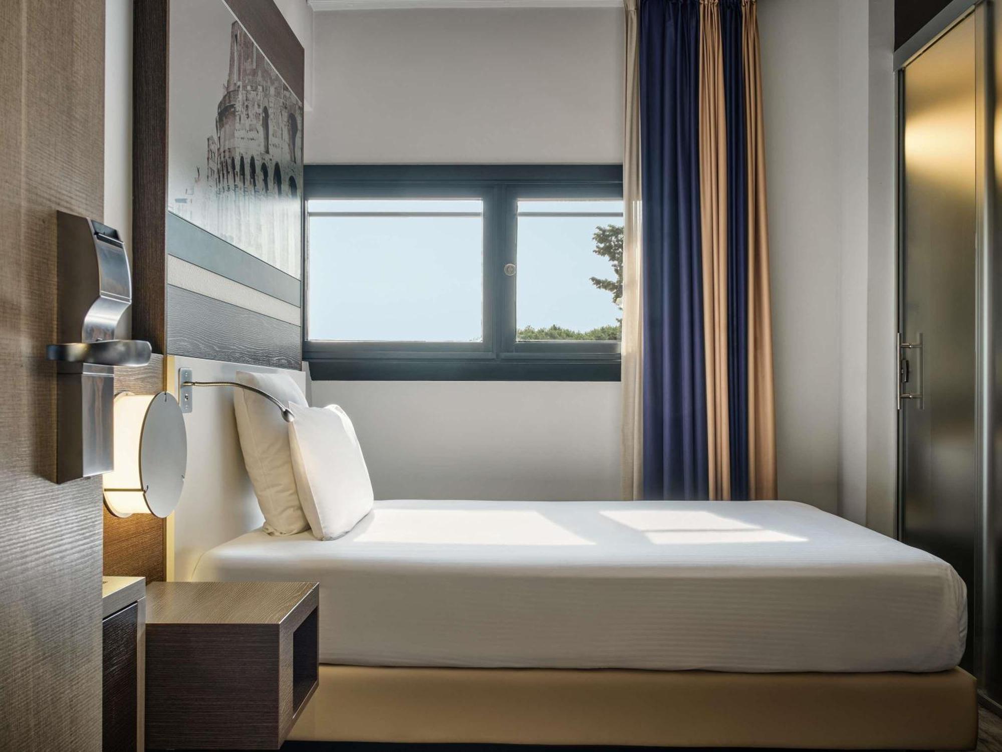 Classic Single Room