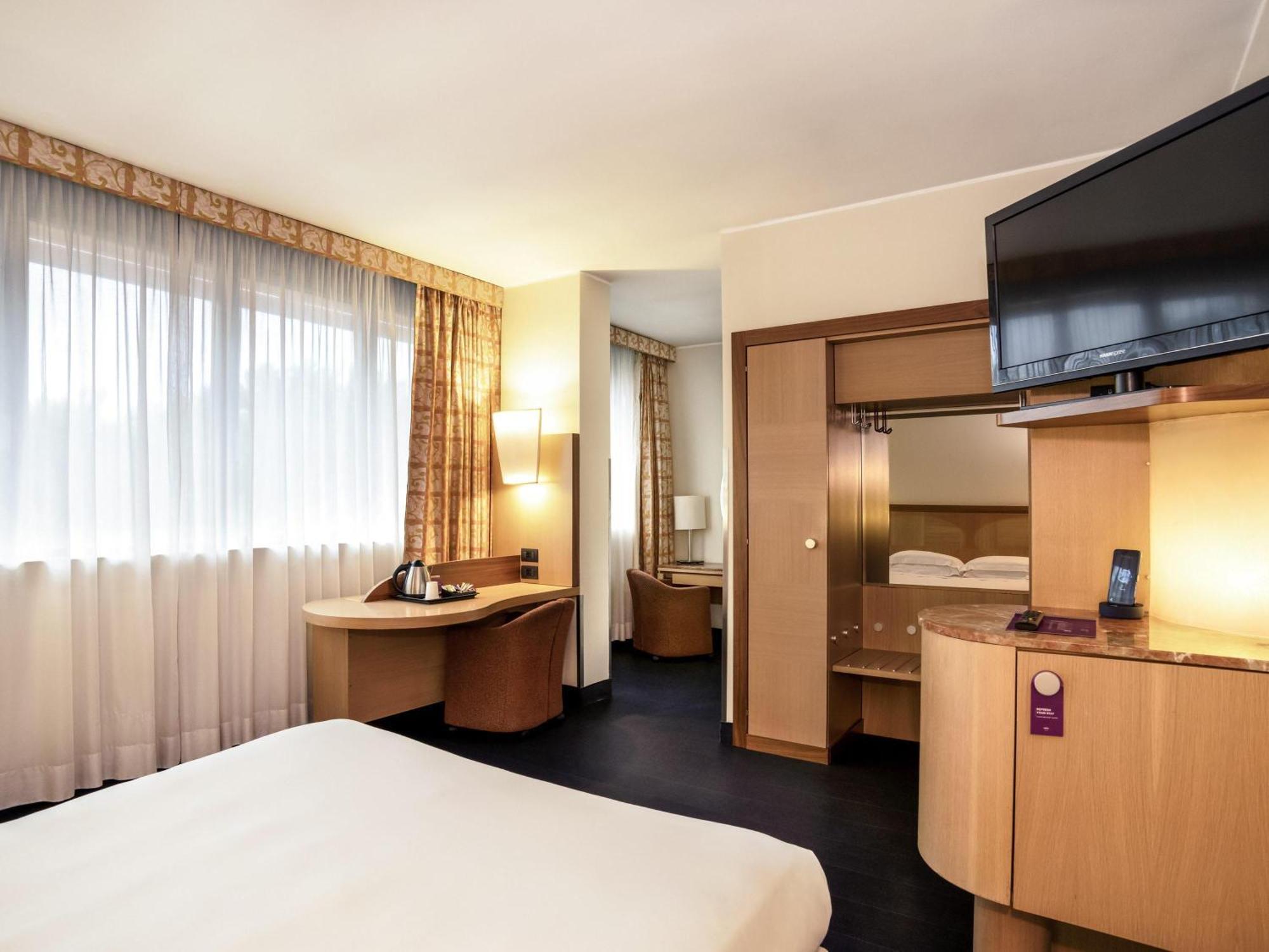 Junior Suite with Sofa Bed