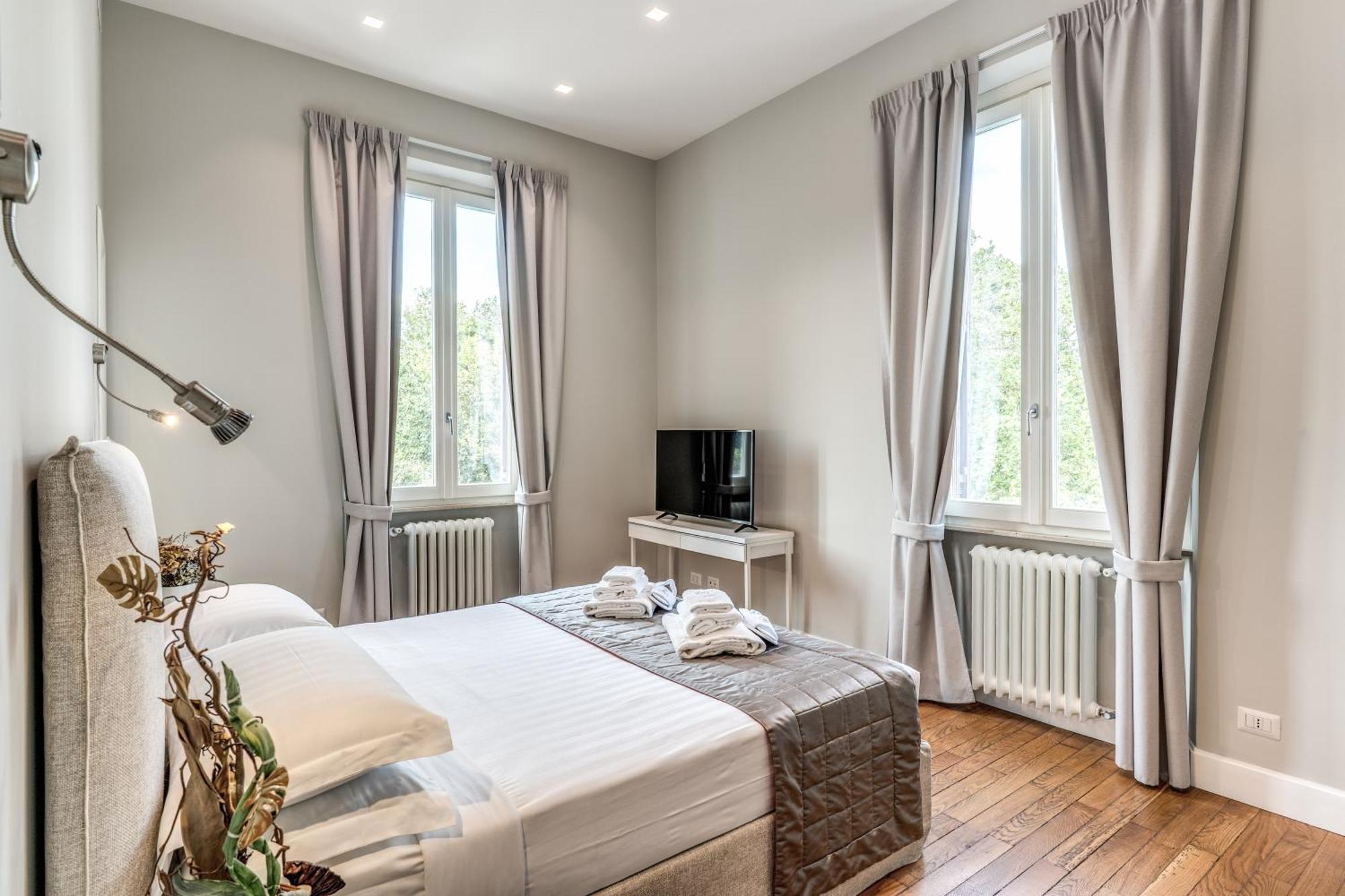 One-Bedroom Apartment River View