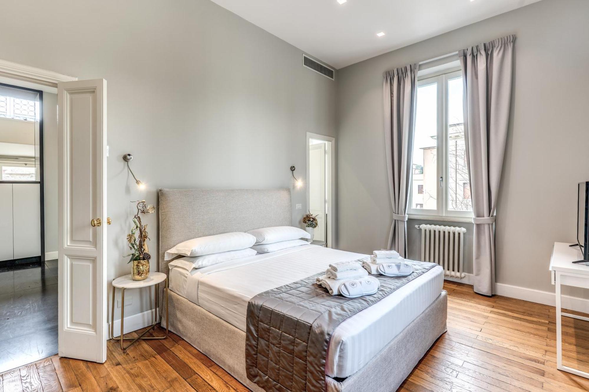 One-Bedroom Apartment River View
