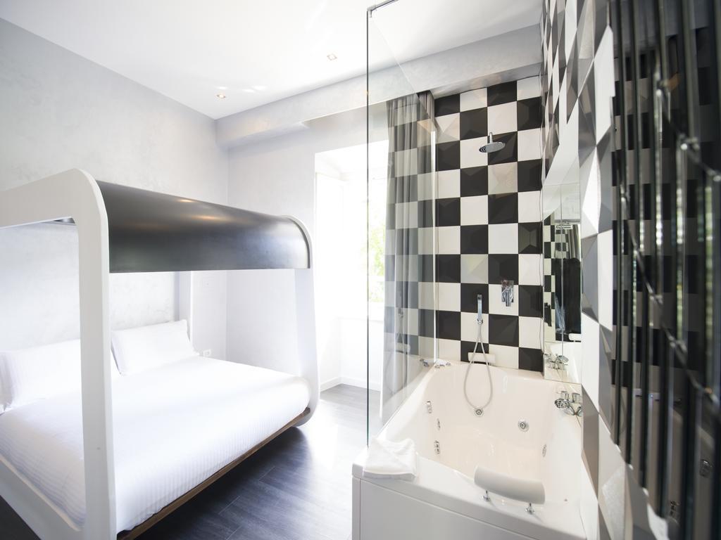 Deluxe Double Room Spa Bath
