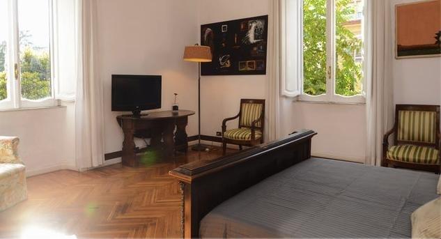 Large Double Room