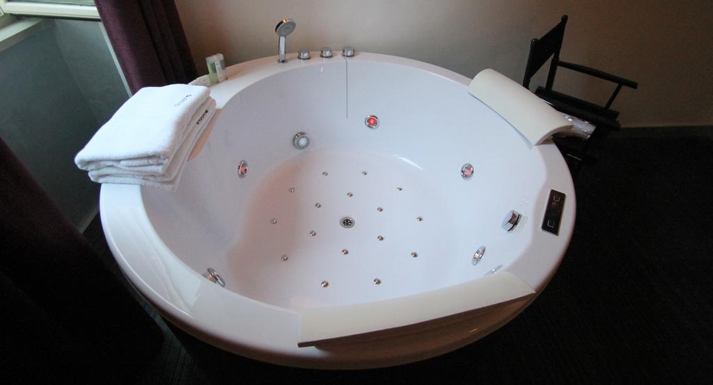 Deluxe Double Room Spa Bath