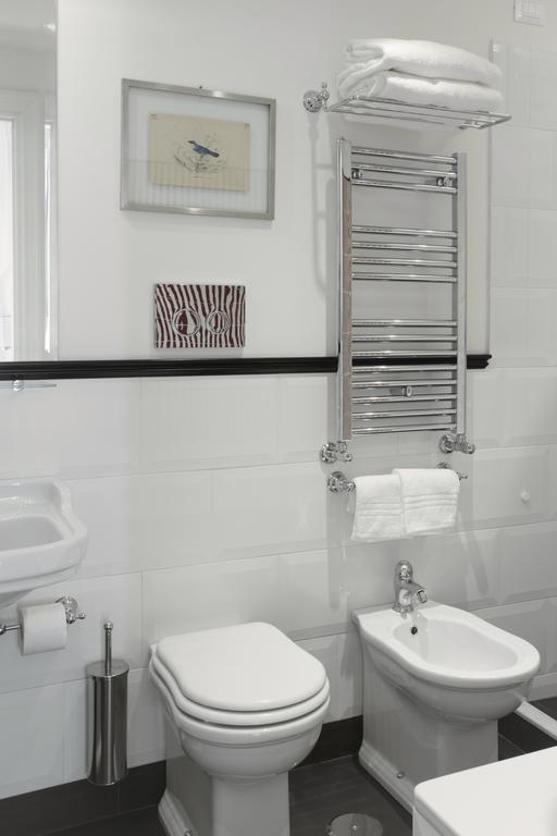 Deluxe Double or Twin Room,814938860:JPEG