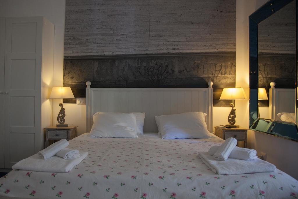 Superior Triple Room Via Leone IV 38