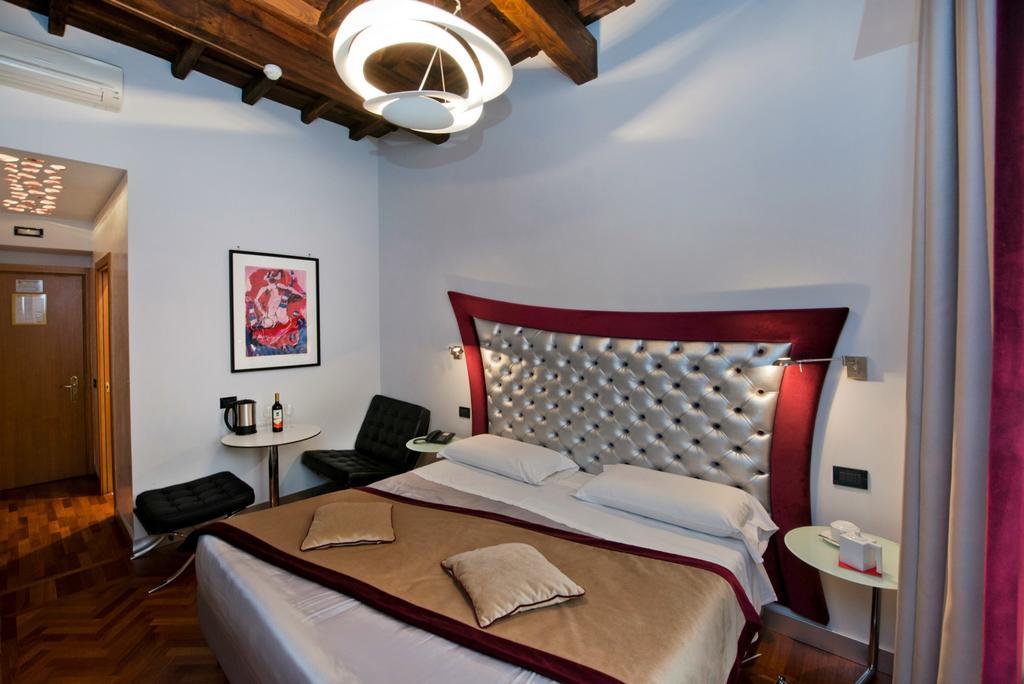 Deluxe Double or Twin Room Spa Bath