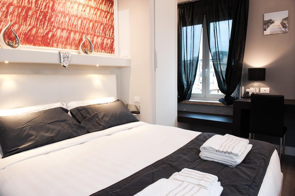 Suite,435698853:JPEG