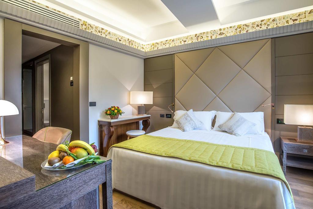 Classic Double Room,434343405:JPEG