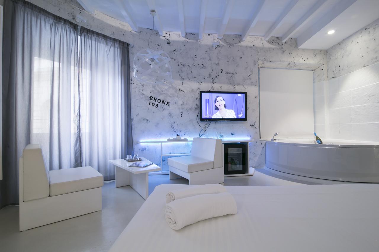 Suite Spa Bath