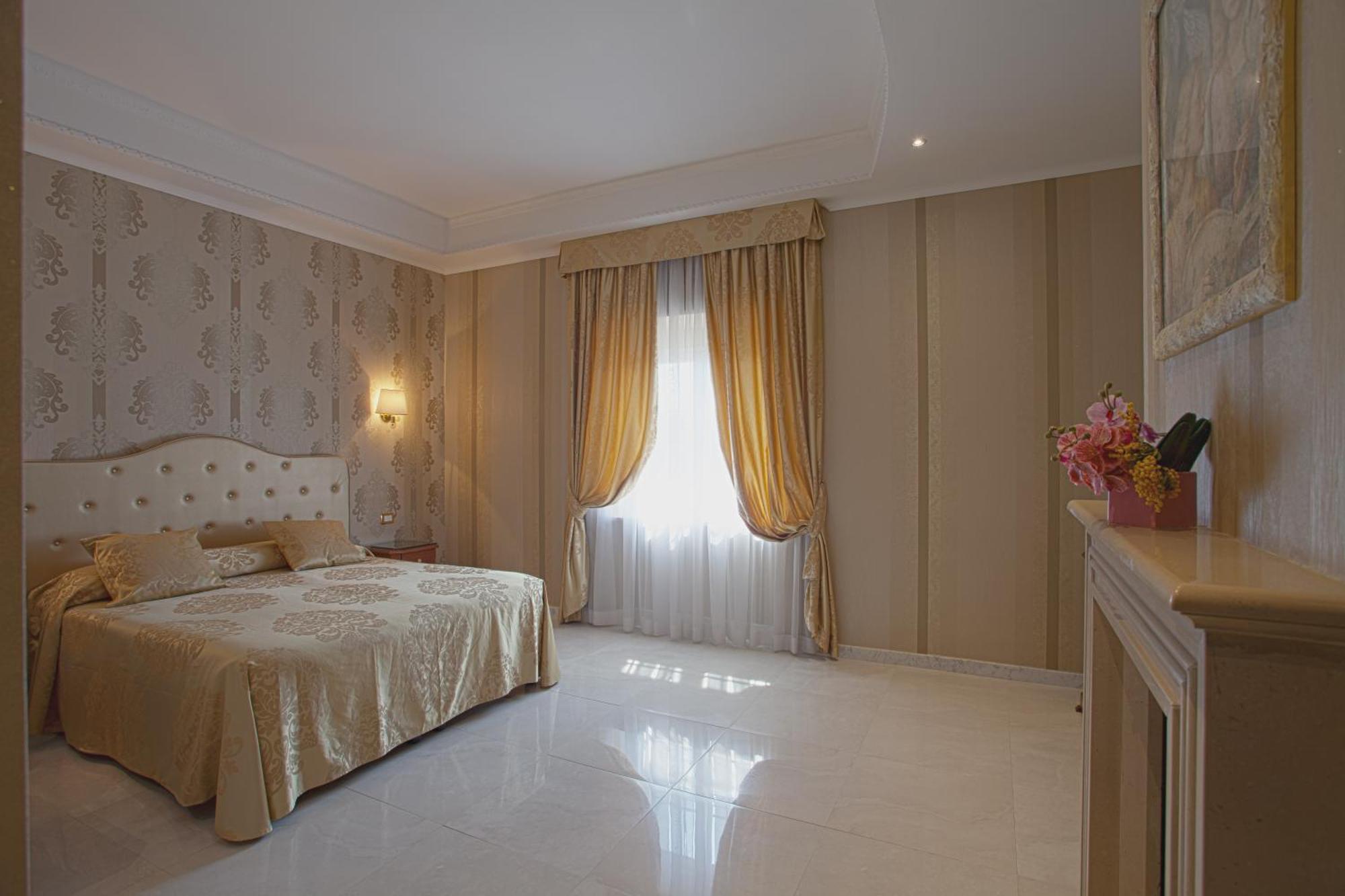 Superior Double or Twin Room with Panoramic View,1629404890:JPEG