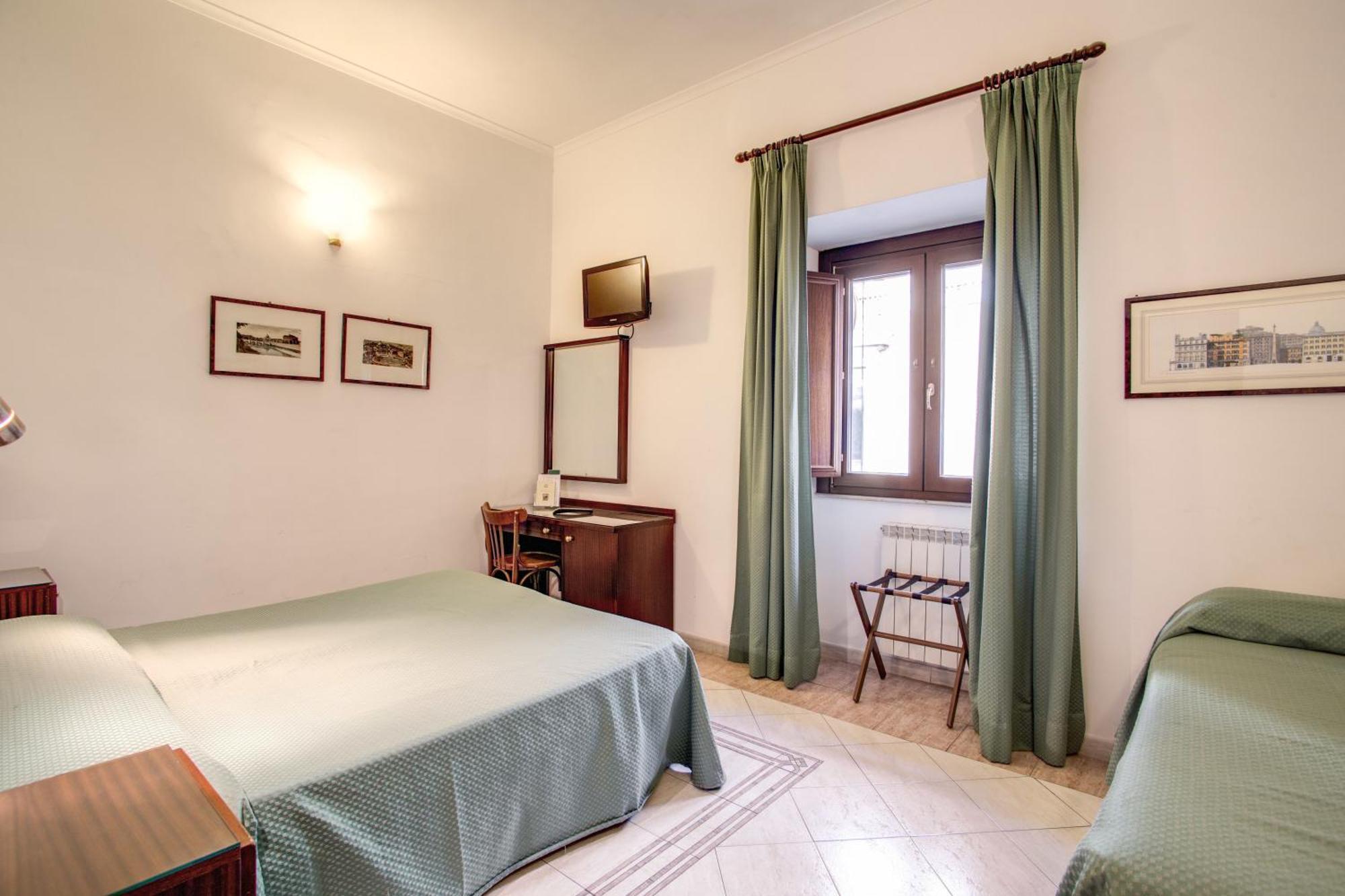 Standard Triple Room,1216150873:JPEG