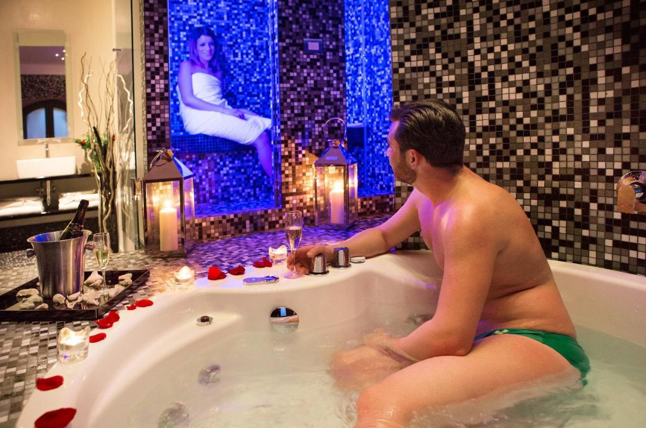 Suite Hot Tub