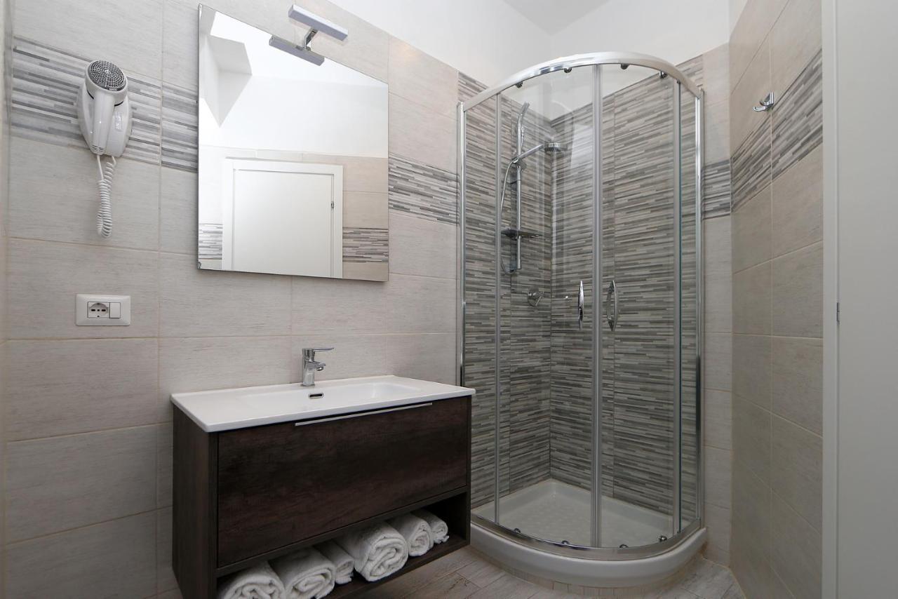 Deluxe Triple Room,726875578:JPEG