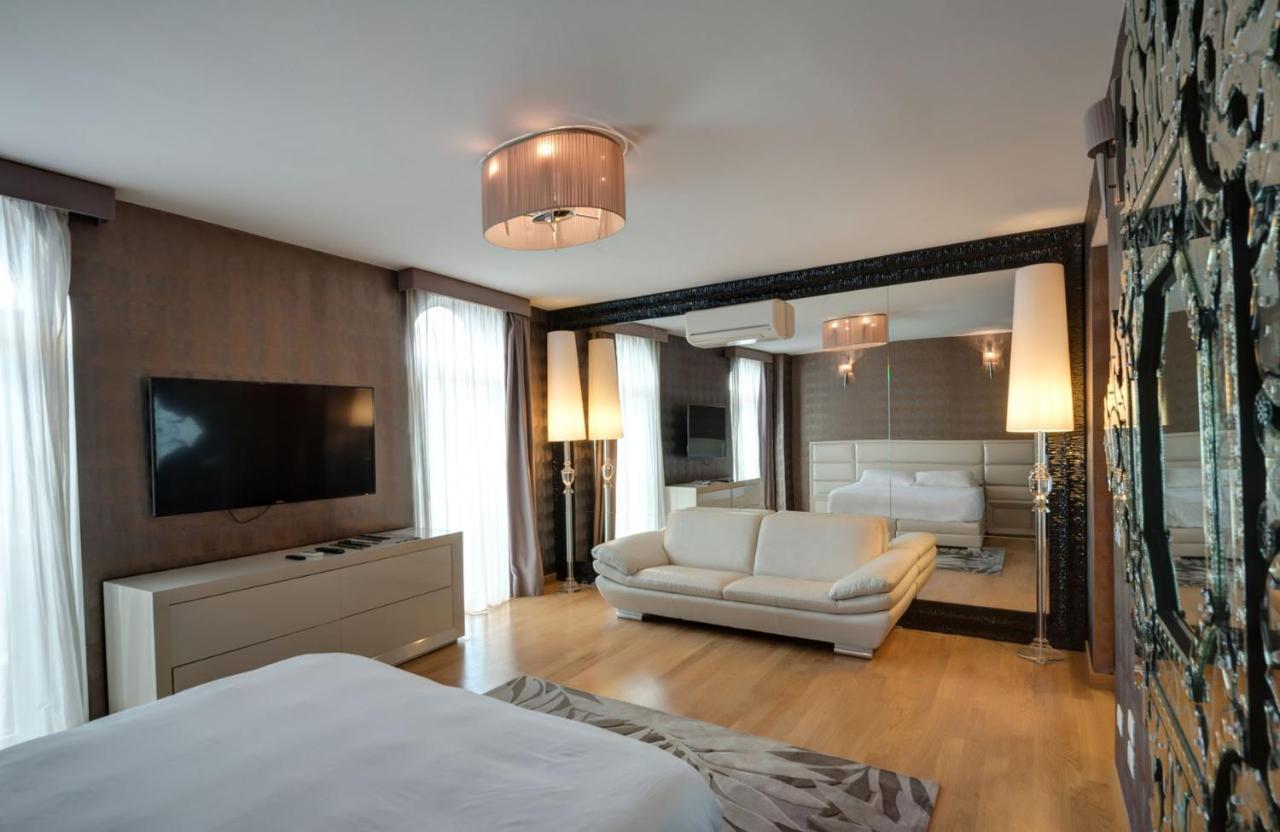 Presidential Suite