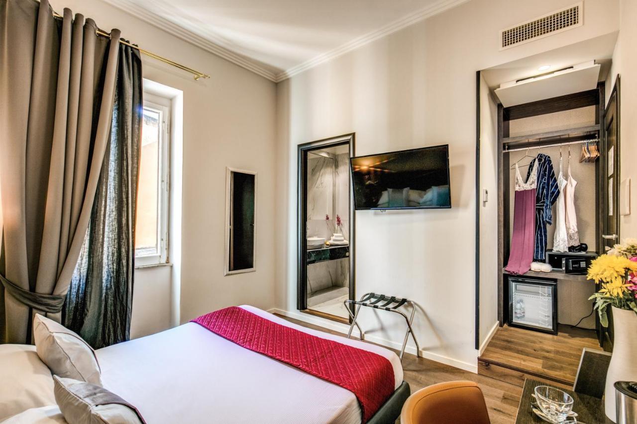 Queen Room,765530473:JPEG