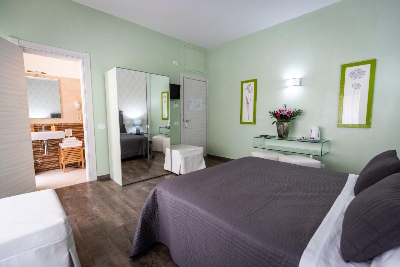 Triple Room,789795861:JPEG