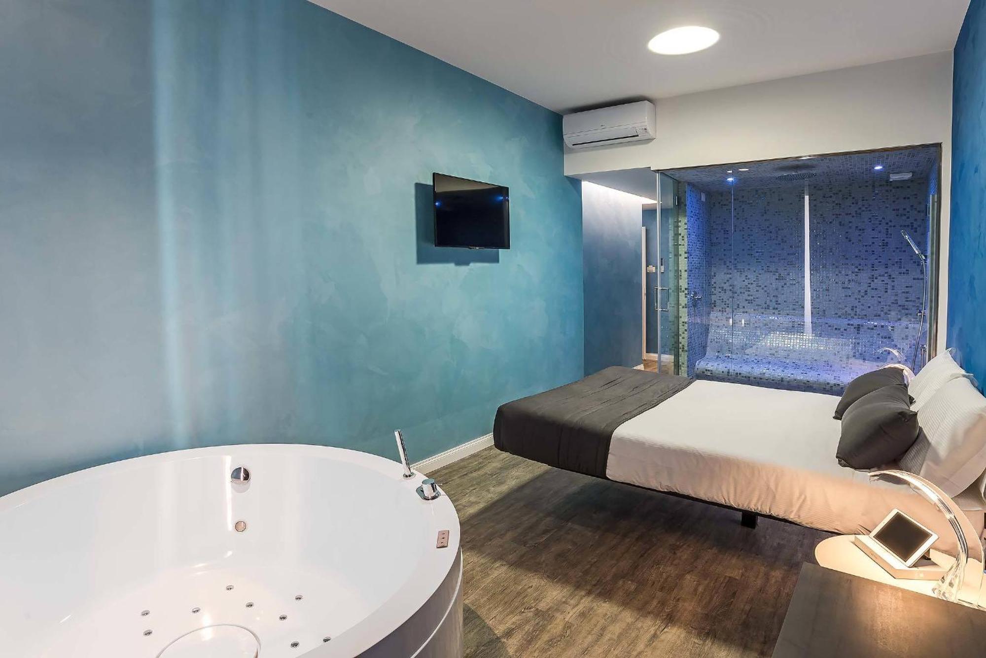 Suite Spa Bath