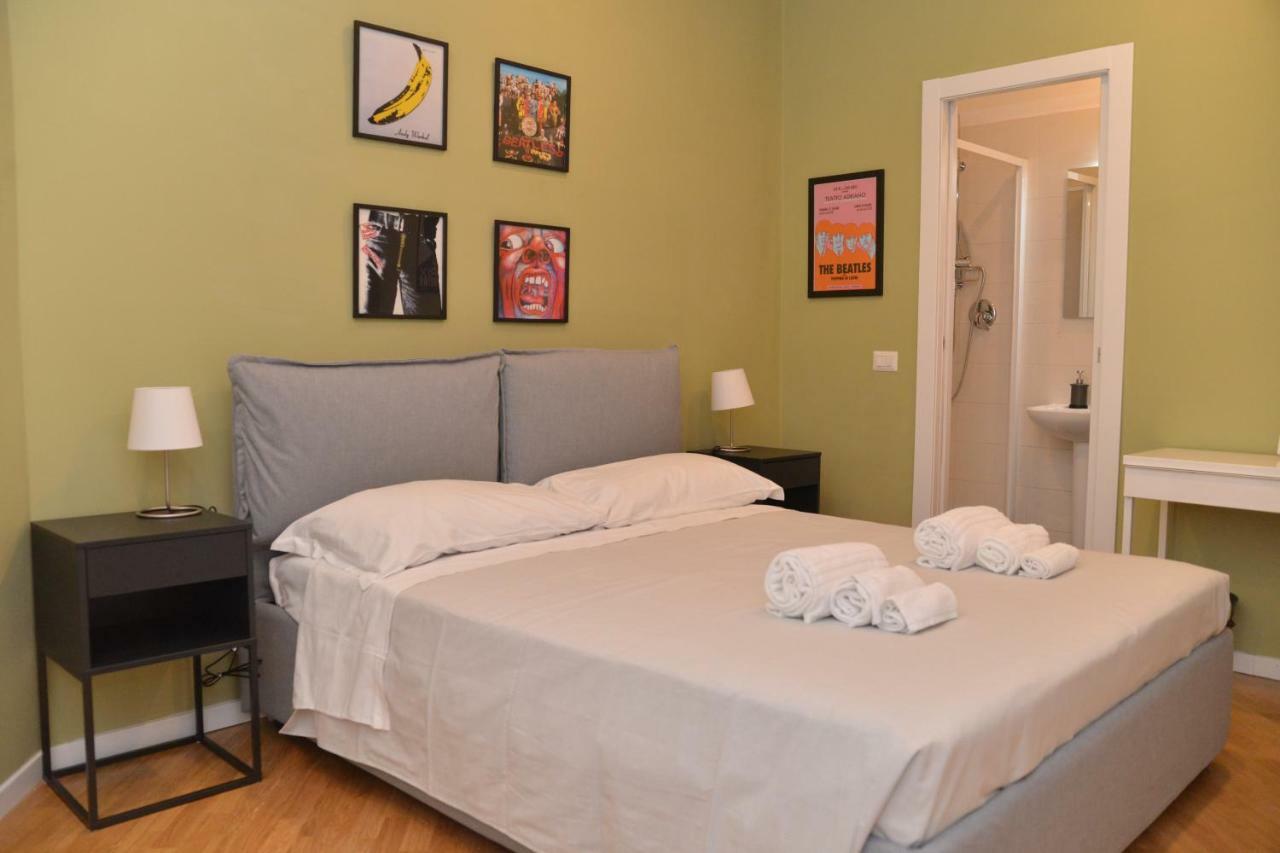 Double Room Private Bathroom