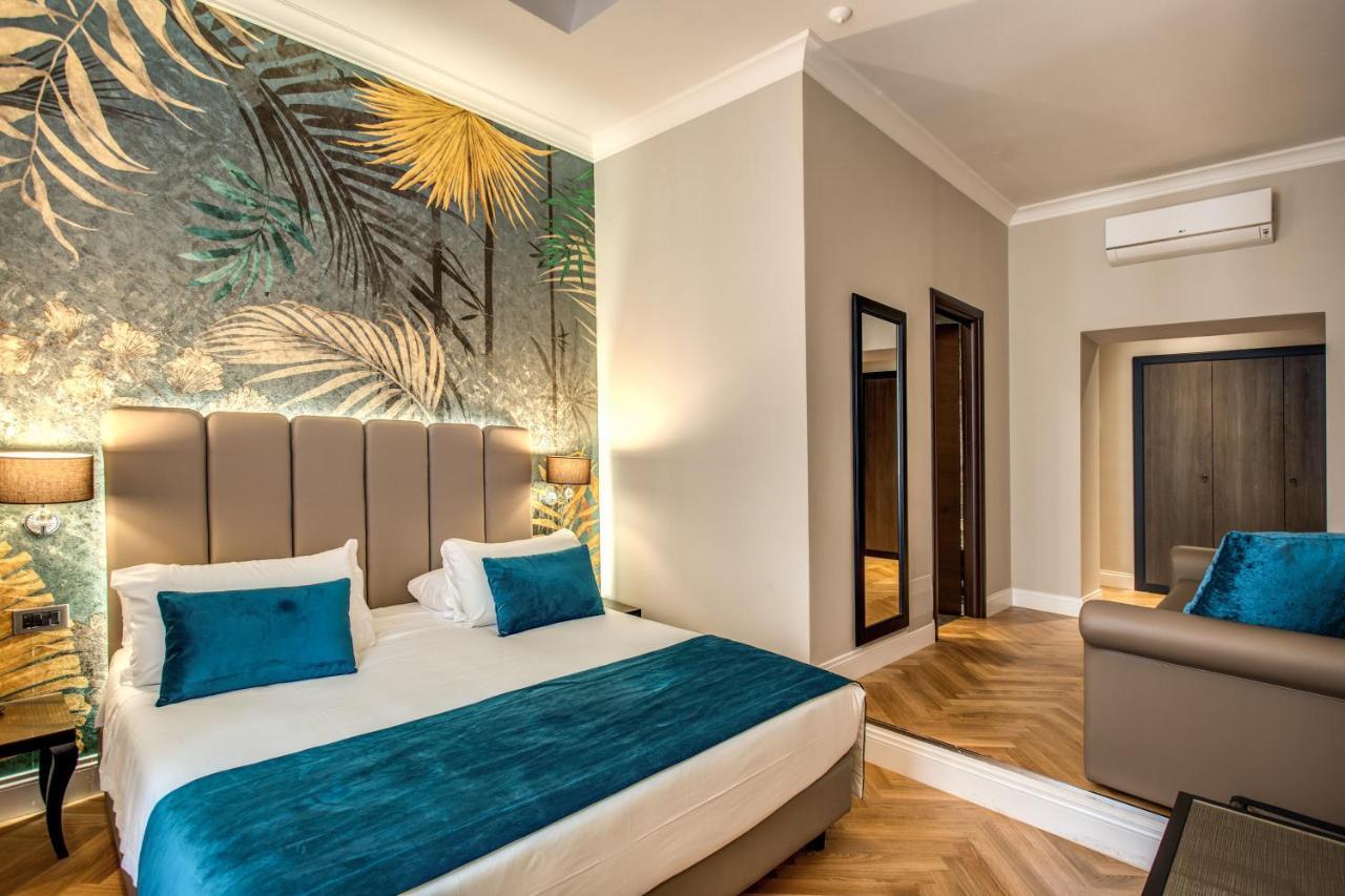 Superior Double or Twin Room with City View,947435665:JPEG