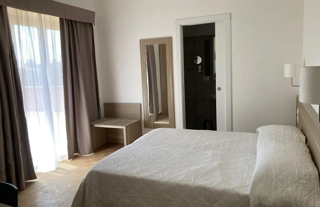 Hotel Nova Domus Aurelia-1