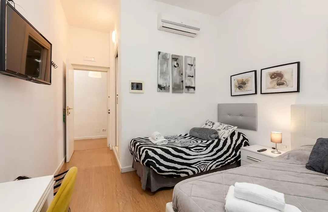 Julius Caesar Home-1