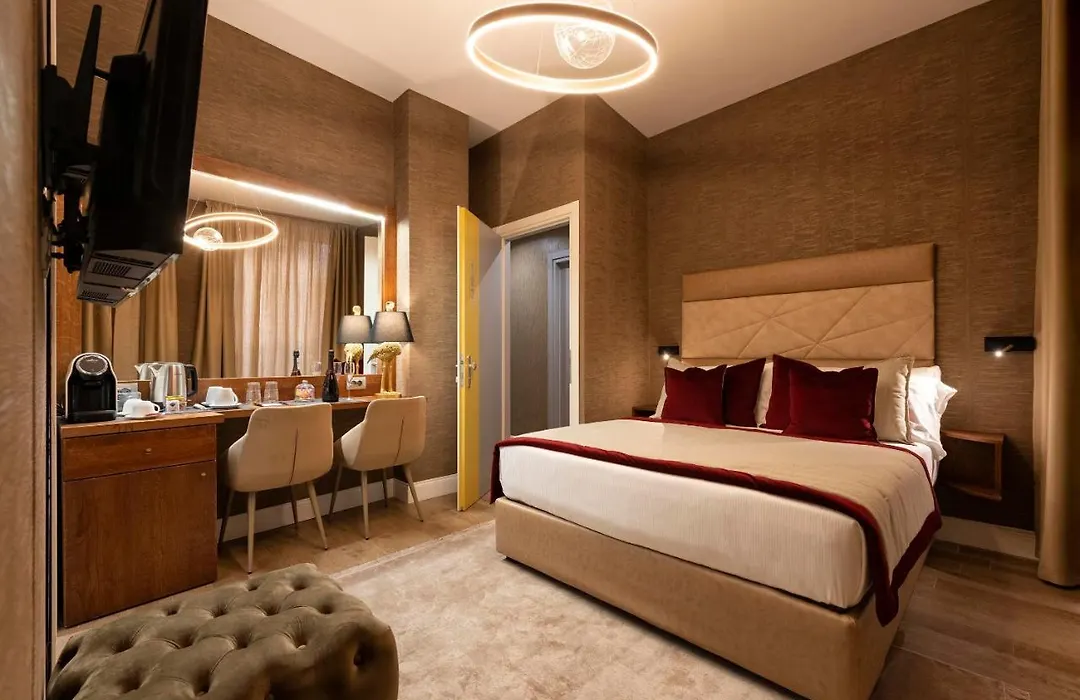 Royal Rooms Corso-1