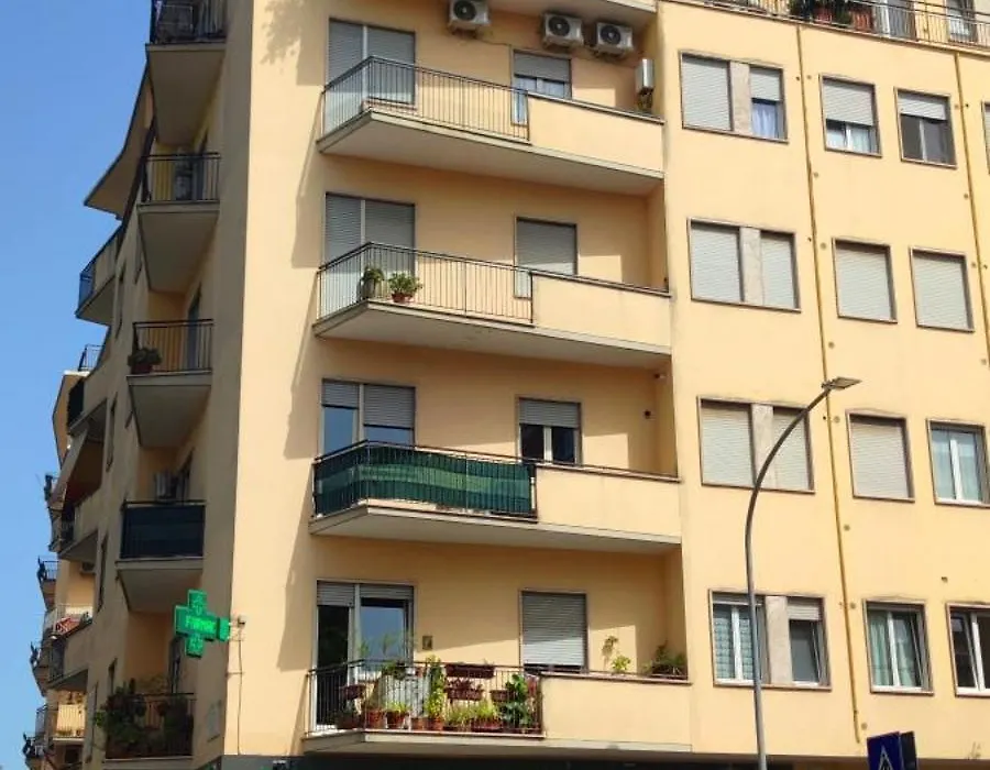 Cecilia Rome House-1