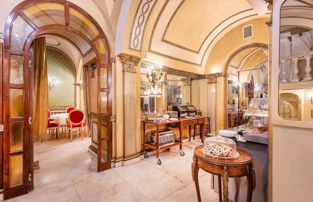 Hotel Des Epoques-1