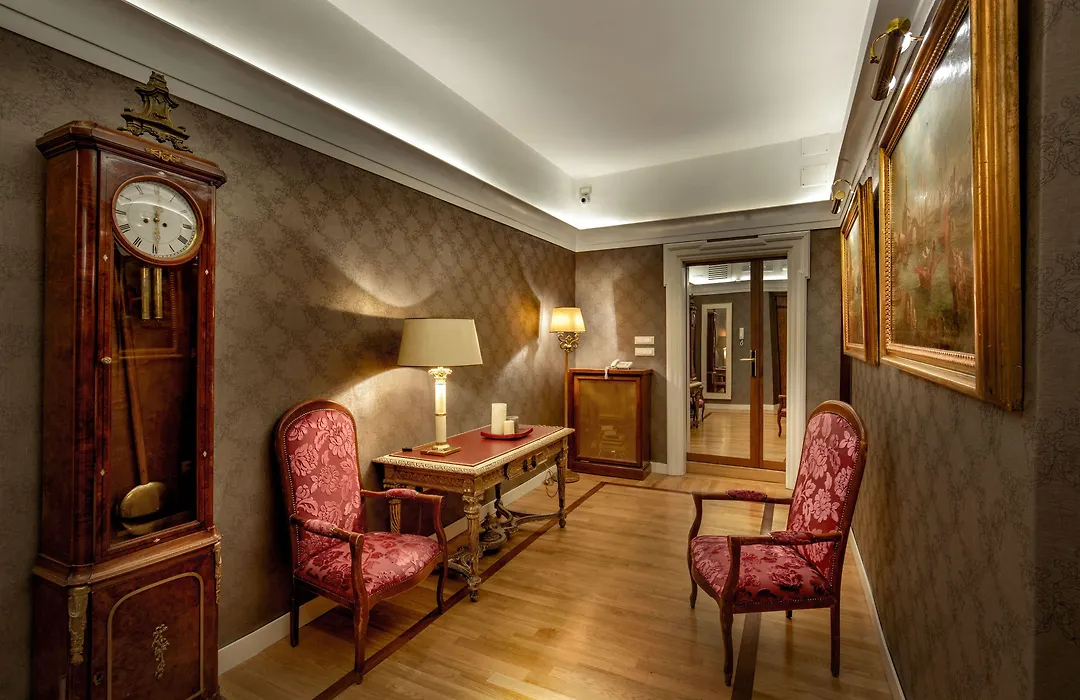 Residenza Frattina-1