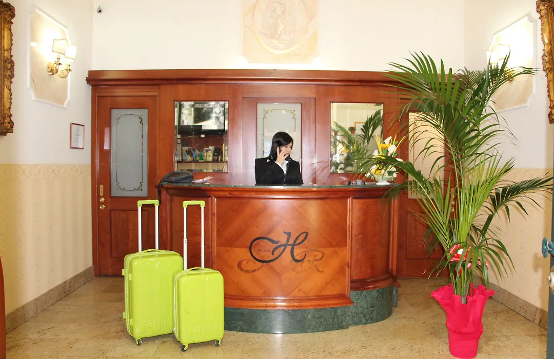 Hotel Mirage-1