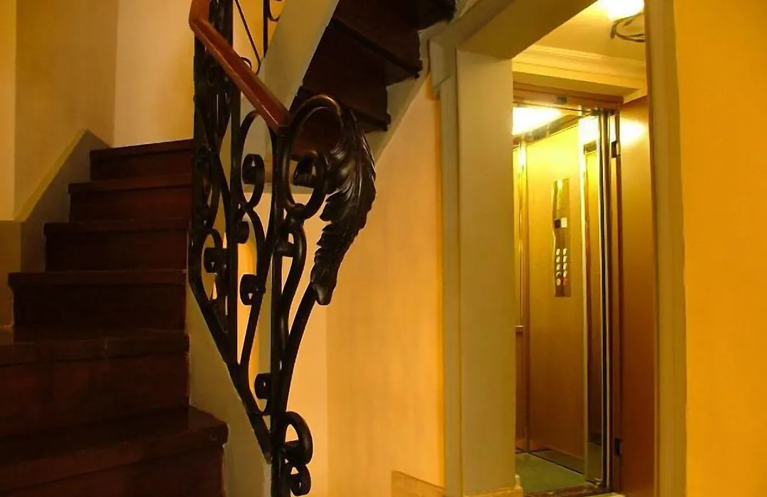 Hotel Okapi-1