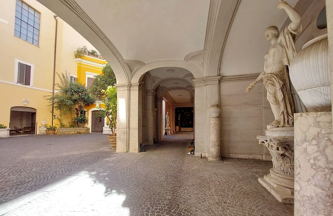 Trevi Rome Suite-1