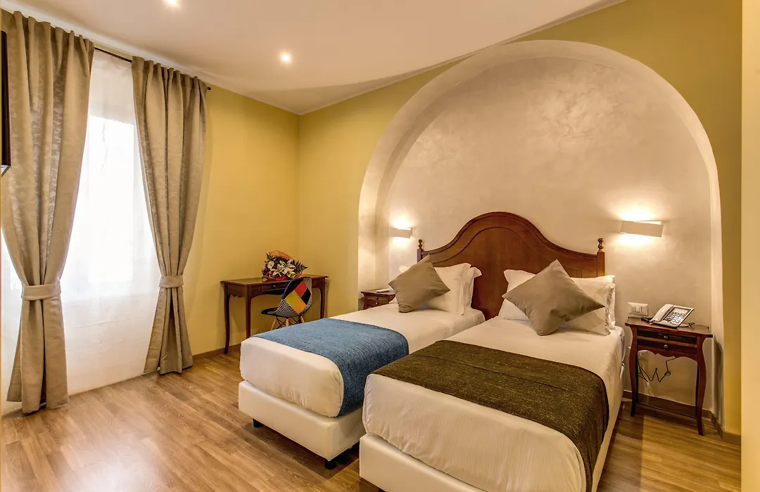 Top Floor Colosseo Guesthouse-1