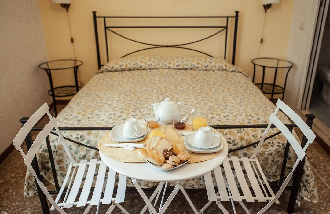 La Fabbrica Di San Pietro B&B-1