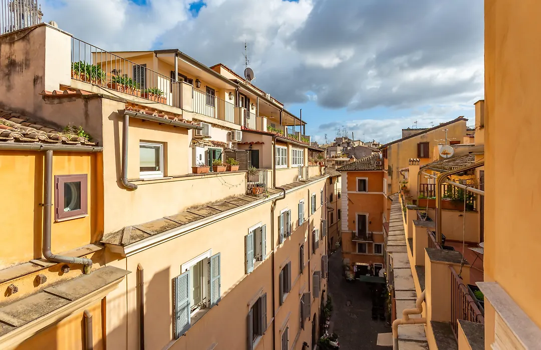 Daplace - La Mongolfiera Rooms In Navona-1