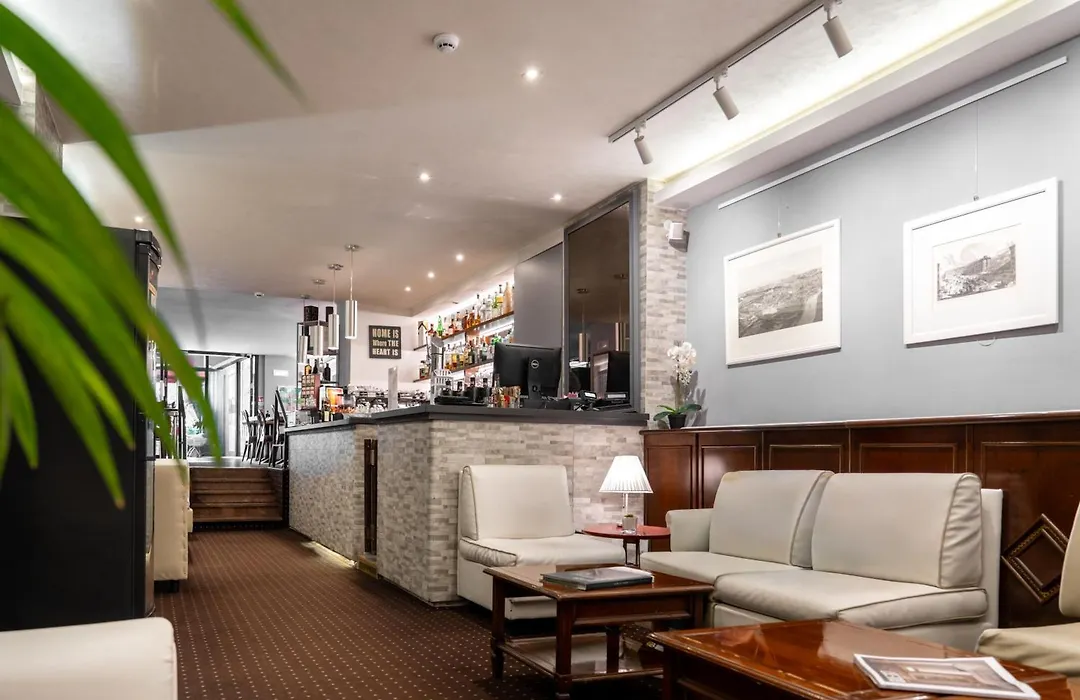 Hotel Oxford-1