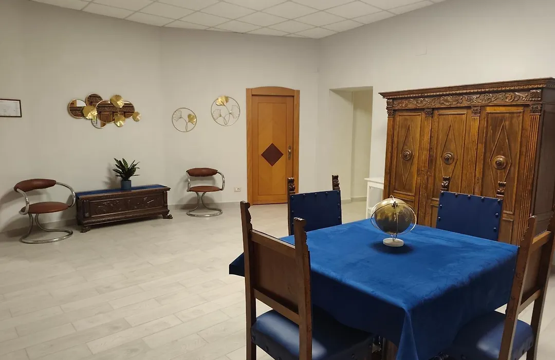 Hotel Priscilla-1