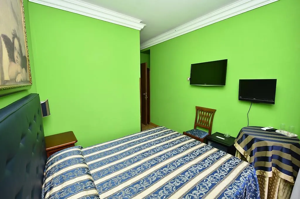 Hotel Augustus-1