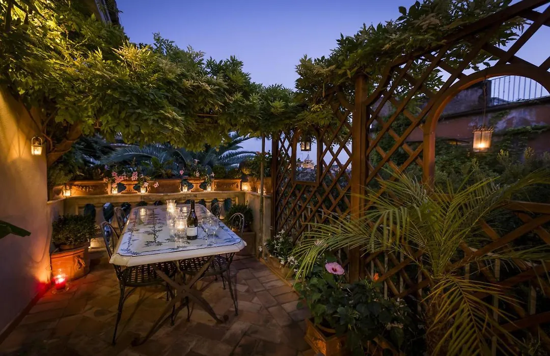 Episcopo Lipinsky Luxury Suites-1
