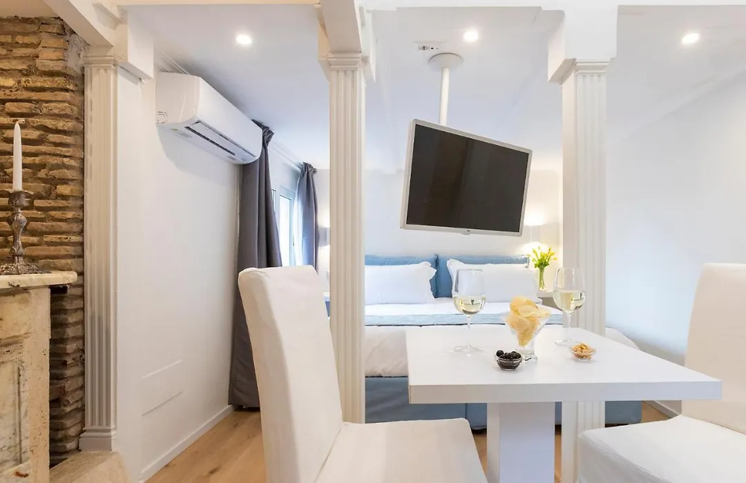 Pantheonview - Luxury Suites-1